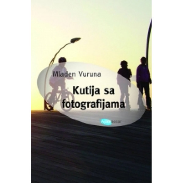 KUTIJA SA FOTOGRAFIJAMA 