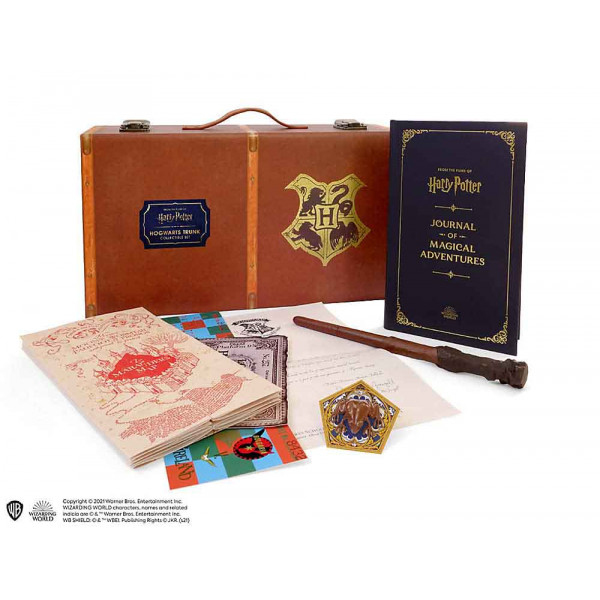 HARRY POTTER HOGWARTS TRUNK COLLECTIBLE SET 