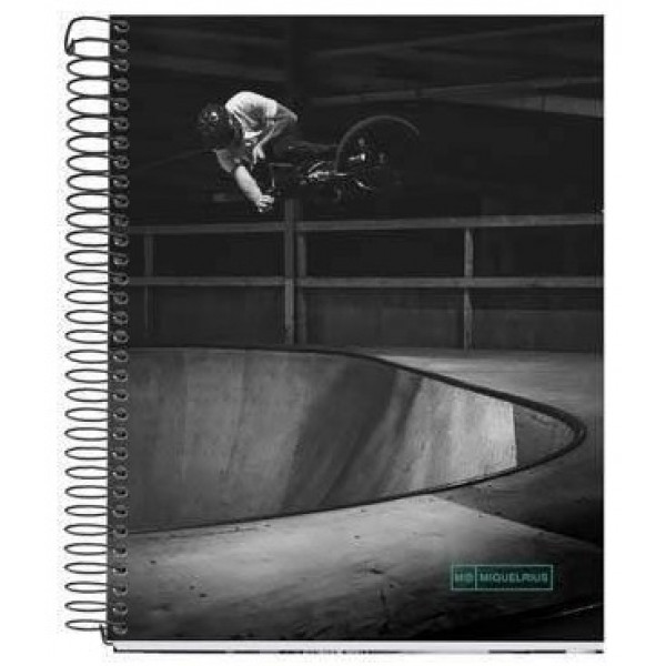 Sveska sa spiralom A5 kvadratići SKATE PARK 