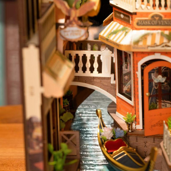 3D drvene puzzle/držač za knjige ROMANTIC VENICE 