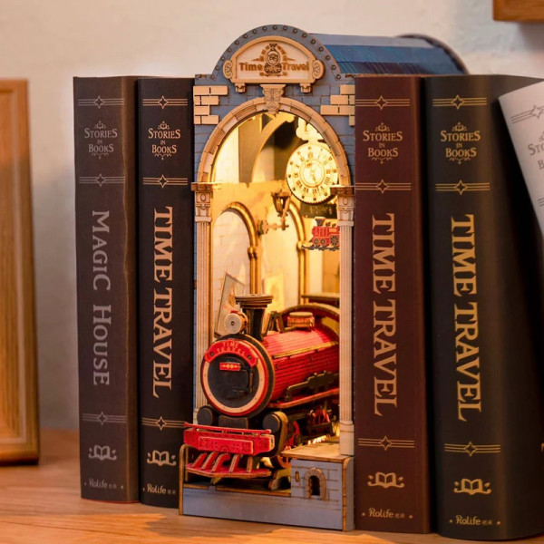 3D drvene puzzle/držač za knjige TIME TRAVEL 