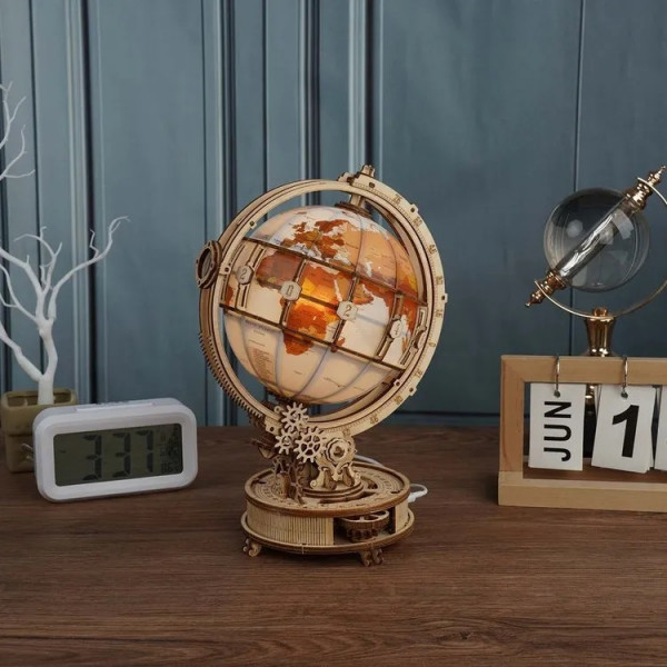 3D drvene puzzle SVETLEĆI GLOBUS 