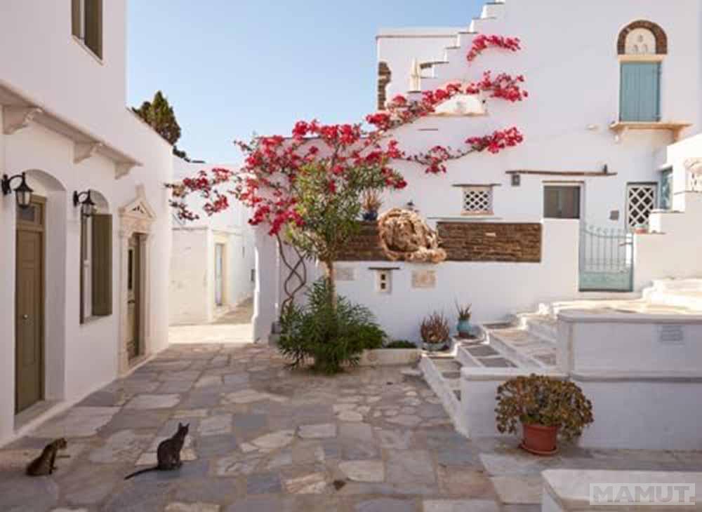 THE CYCLADES Greek Island Paradise 