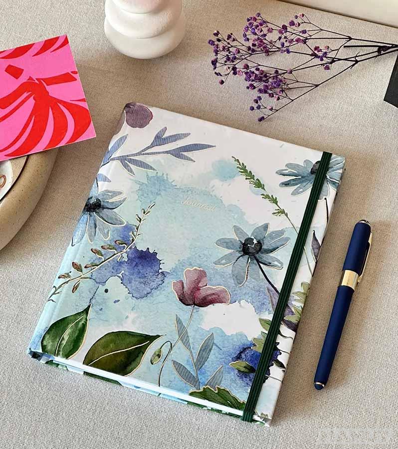 Tvrdokoričen notes sa spiralom B5 VICTORIA'S JOURNALS Cveće, na linije 