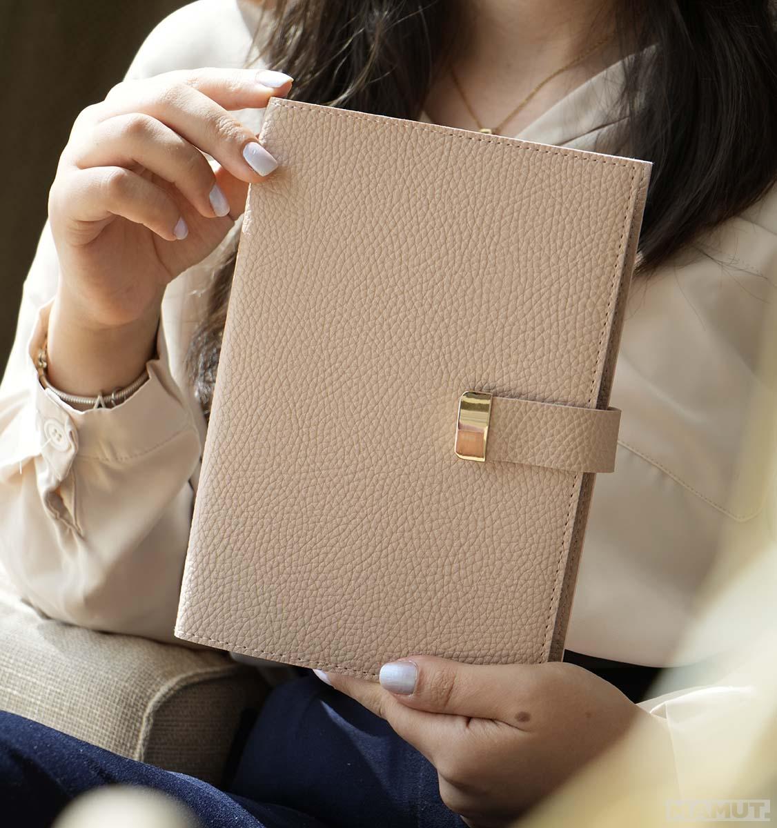 Dnevnik sa kopčom A5 EXECUTIVE Pink, 240 st. Na linije 