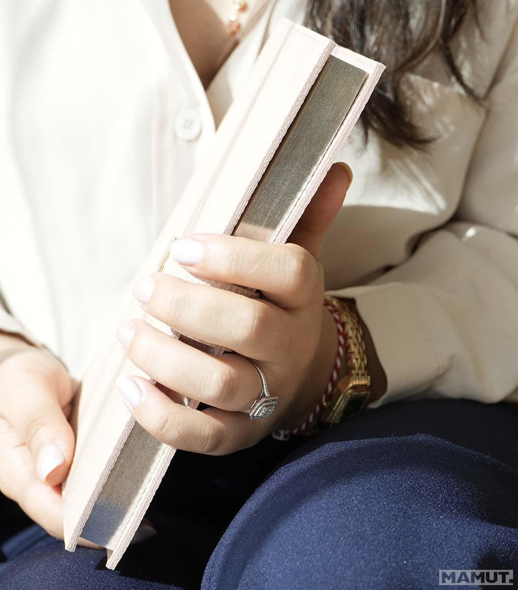 Dnevnik sa kopčom A5 EXECUTIVE Pink, 240 st. Na linije 