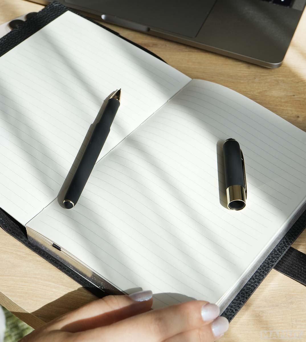 Dnevnik sa kopčom A5 EXECUTIVE Blue, 240 st. Na linije 