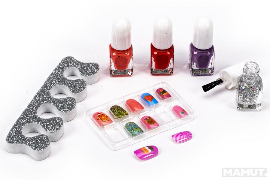 Novogodišnji set četiri laka za nokte + separator 