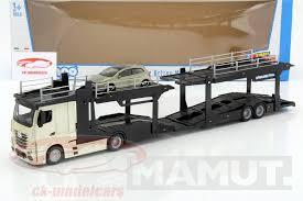 Igracka Burago mercedes benz carrier 